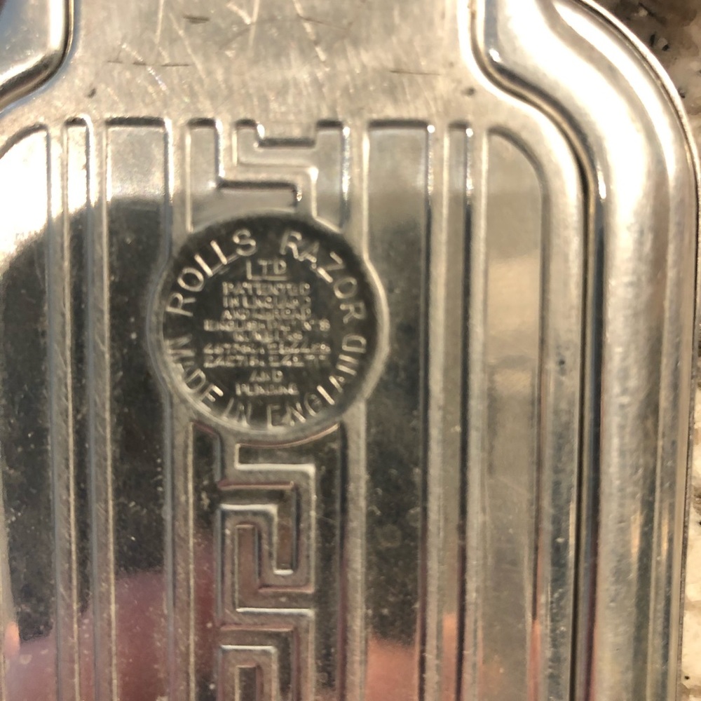 Antique Rolls Razor - Picture 7 of 10